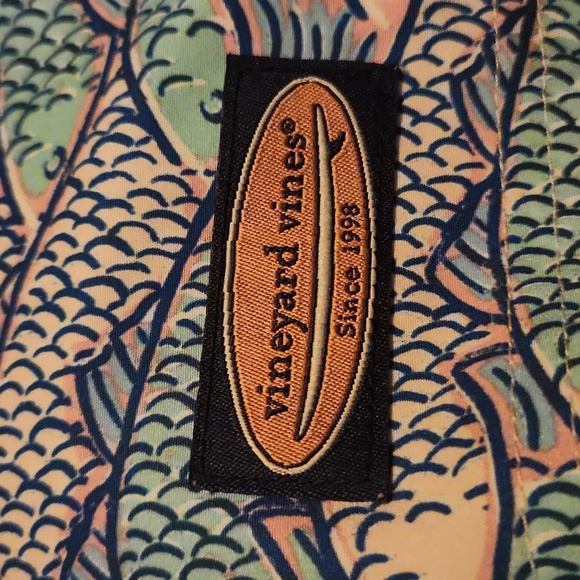 NWOT men’s vineyard vines chappy swim trunks, size 2xl - Picture 3 of 7